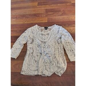 WILLI SMITH sz XS Neutral Beige Lace Crochet Angel Flowy Sleeve Top Breathable